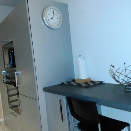 Bel Et Spacieux Appartement De 84 M² Avec Parking Tres Proche Du Metro Garibaldi Lyon Exterior photo