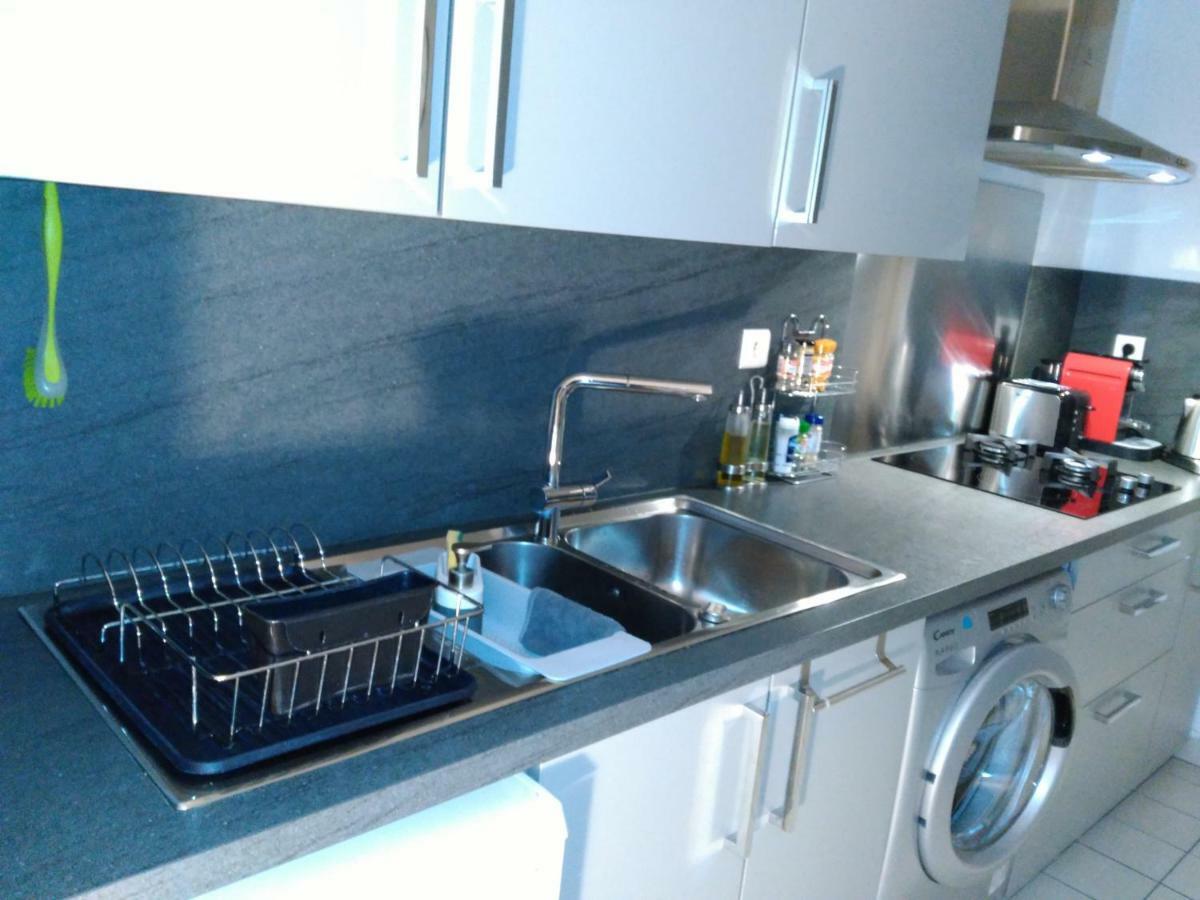 Appartement Bel Et Spacieux De 84 M² Avec Parking Très Proche Du Métro Garibaldi *