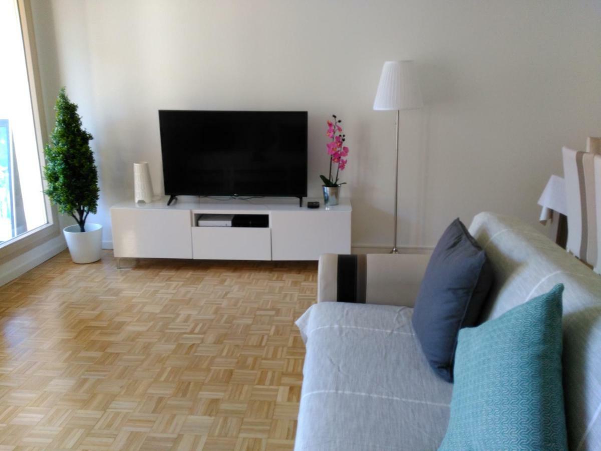 Bel Et Spacieux De 84 M² Avec Parking Tres Proche Du Metro Garibaldi Lyon