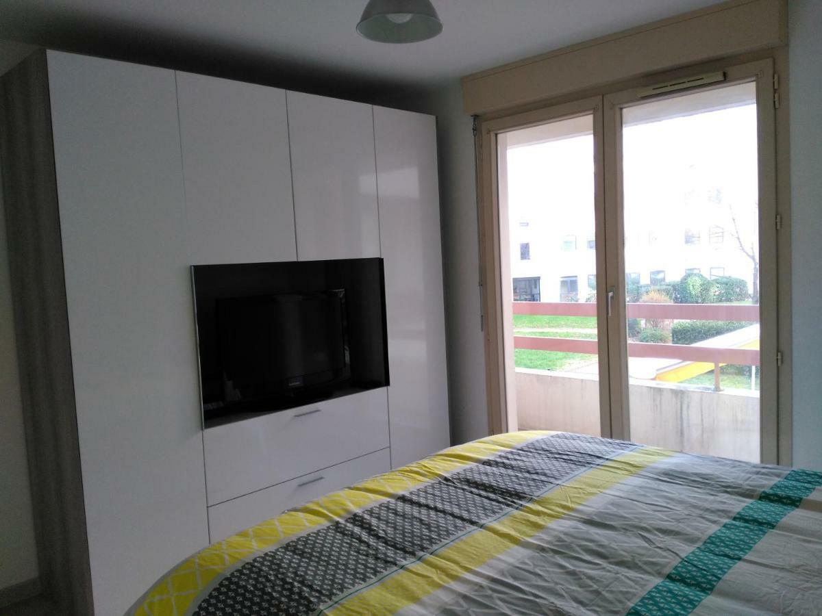 Bel Et Spacieux De 84 M² Avec Parking Tres Proche Du Metro Garibaldi