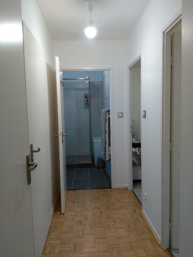 Bel Et Spacieux De 84 M² Avec Parking Tres Proche Du Metro Garibaldi Lyon